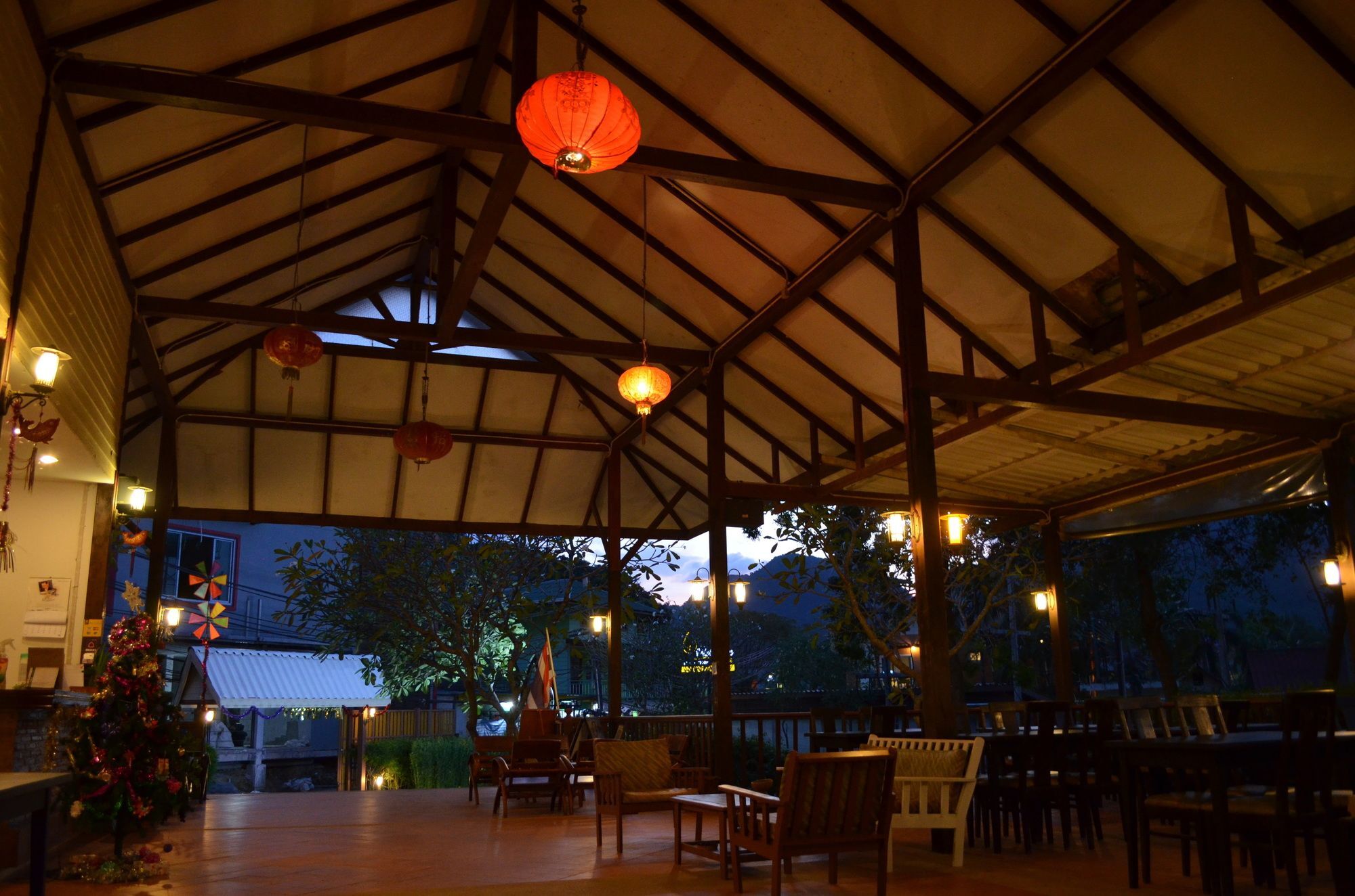 Phitharom Pp Resort Ko Phi Phi Exterior foto